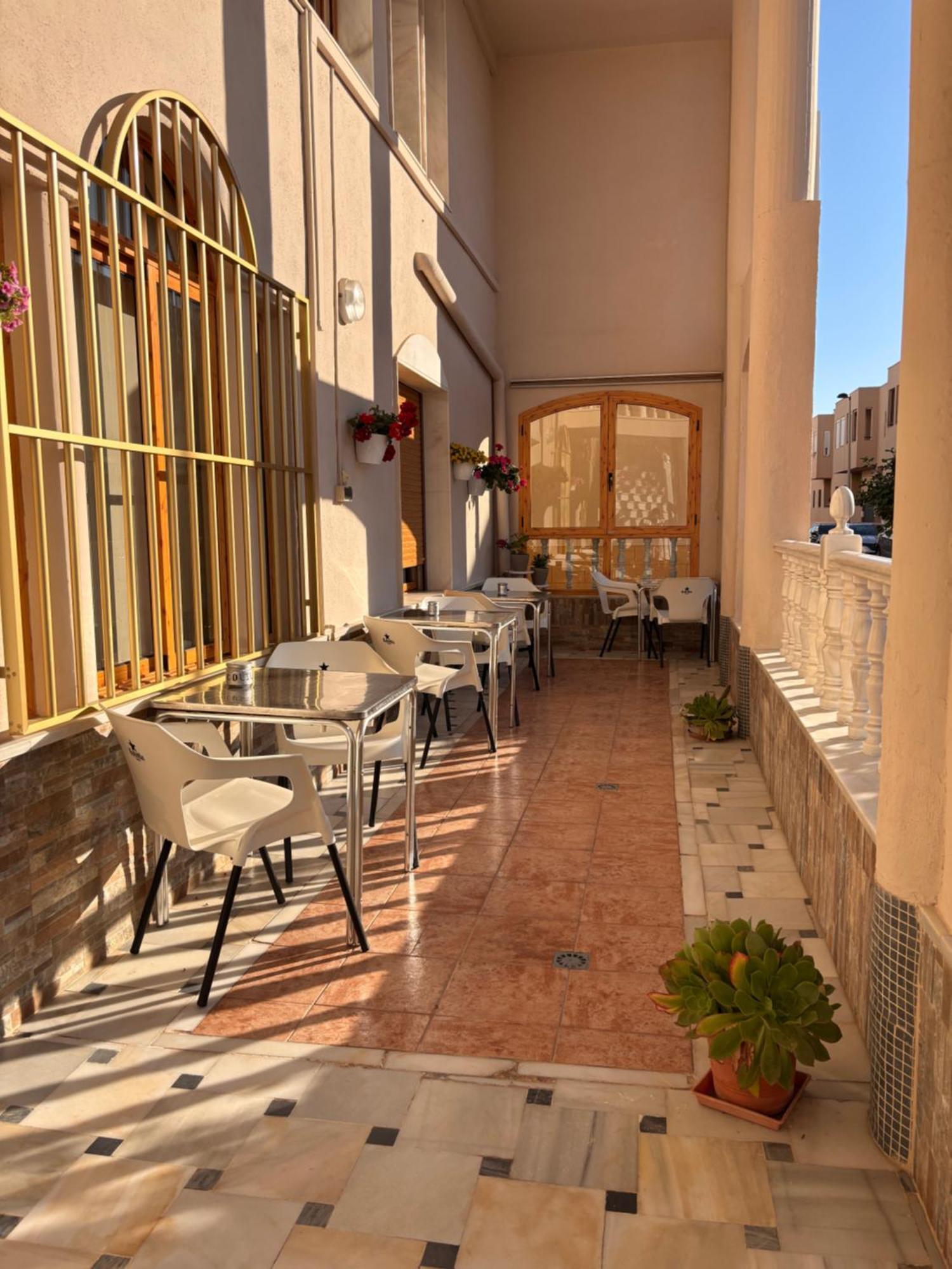 Hostal Las Dunas Cabo De Gata Eksteriør billede