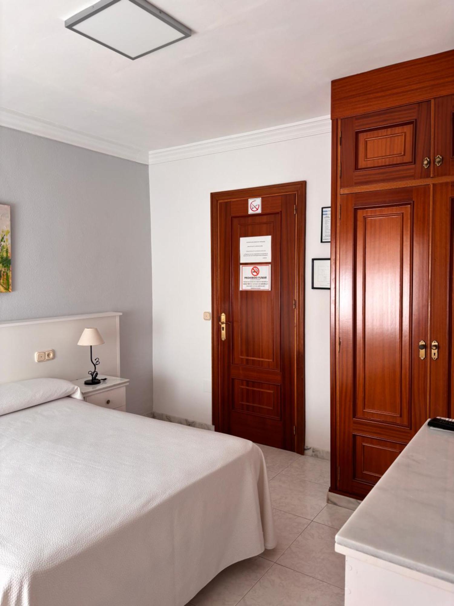Hostal Las Dunas Cabo De Gata Eksteriør billede