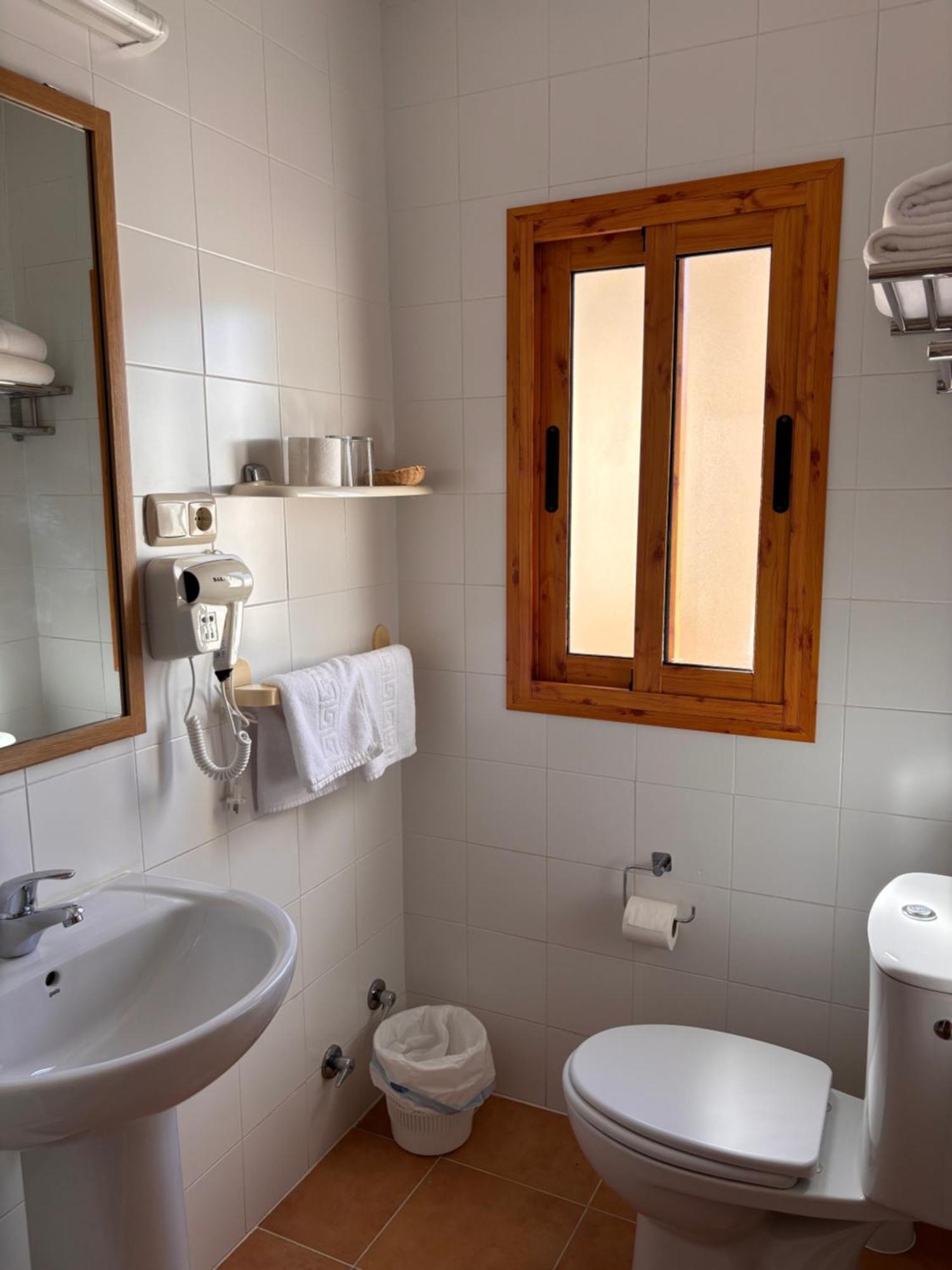 Hostal Las Dunas Cabo De Gata Eksteriør billede