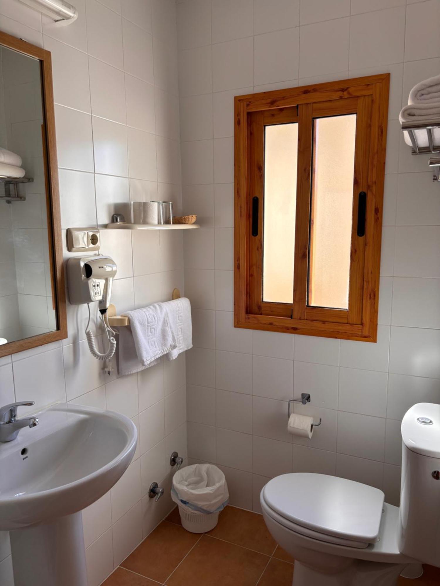 Hostal Las Dunas Cabo De Gata Eksteriør billede